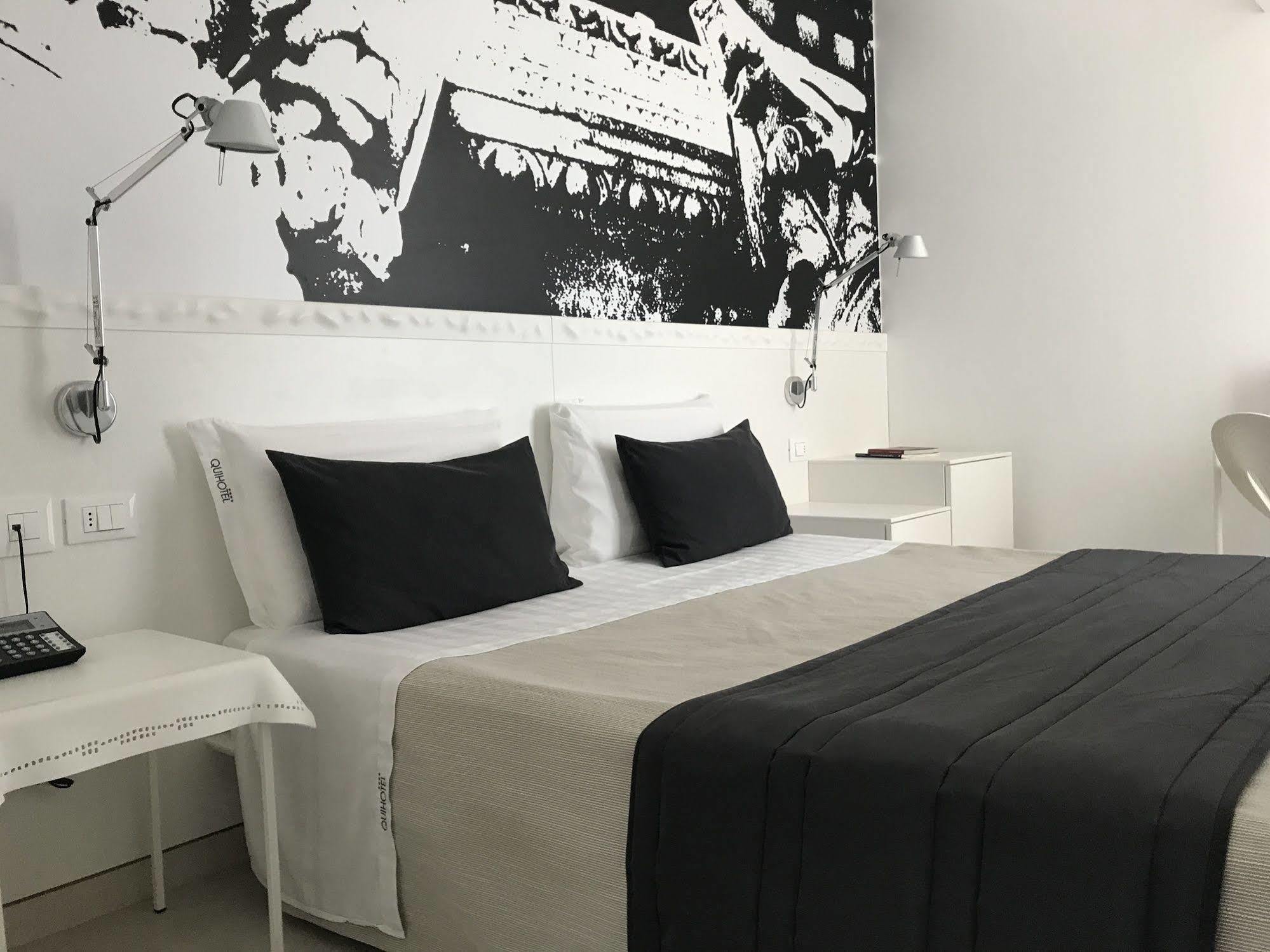 Quihotel ポルト・チェザーレオ エクステリア 写真