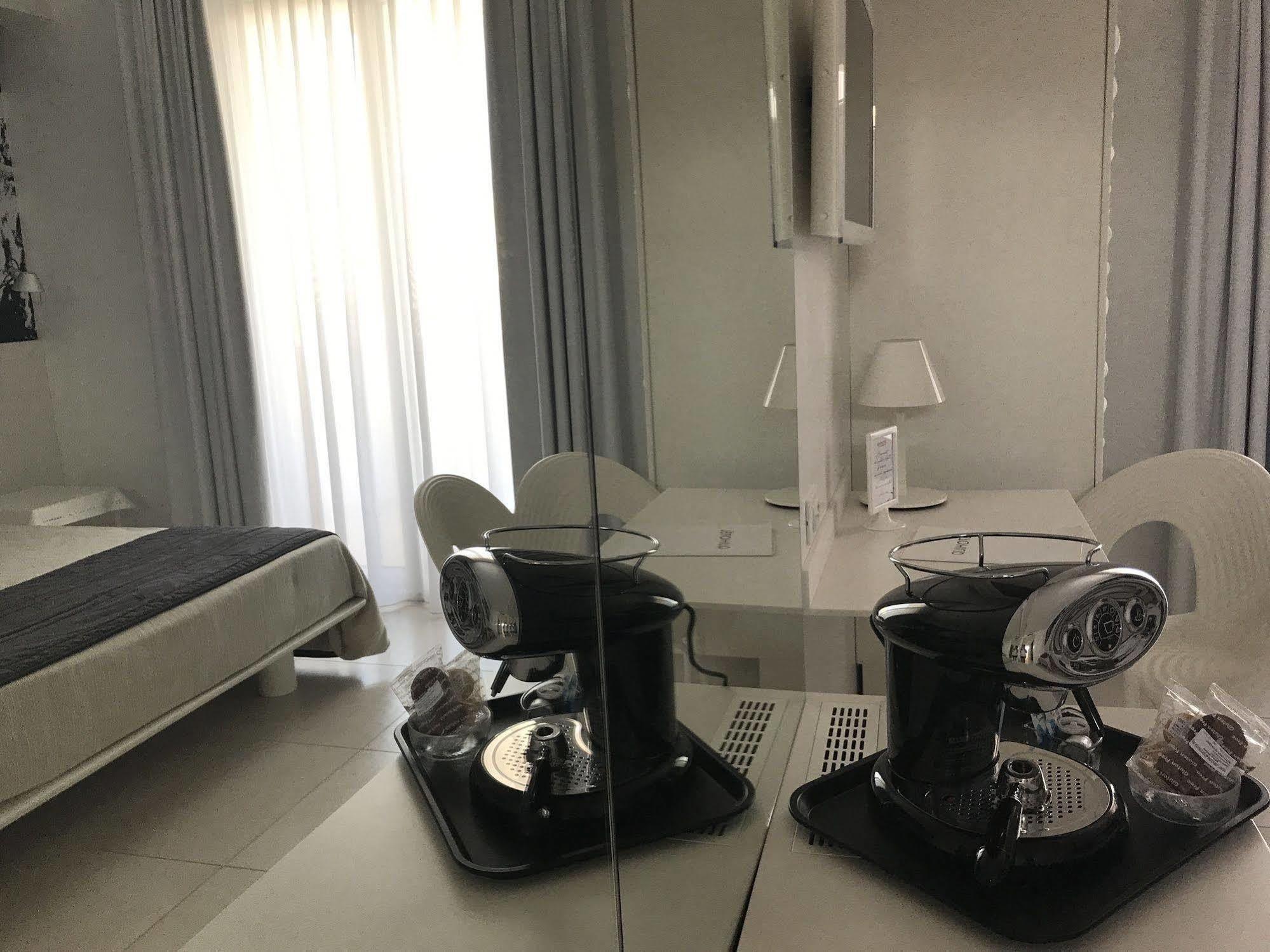 Quihotel ポルト・チェザーレオ エクステリア 写真